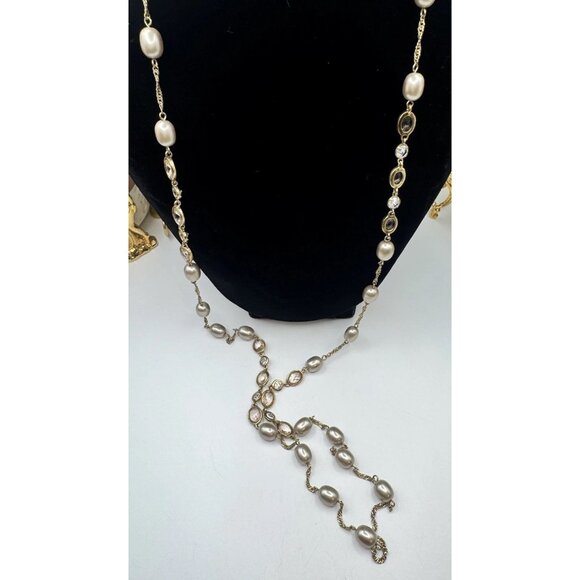 Vintage Yellow Gold Filled Bezel Set Clear Crystals Faux Pearl Necklace Monet - Picture 3 of 9